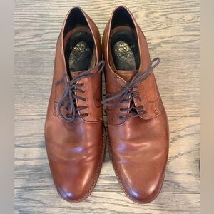Coach Men’s Calf leather Derby shoes, men’s size 9.5D. Cognac color.